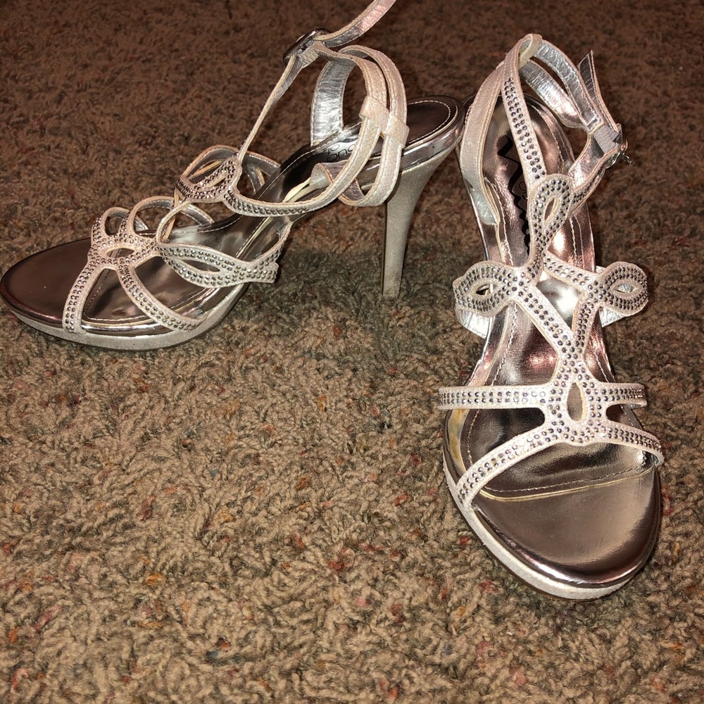 Size 5.5 - 2.5 inch Heel